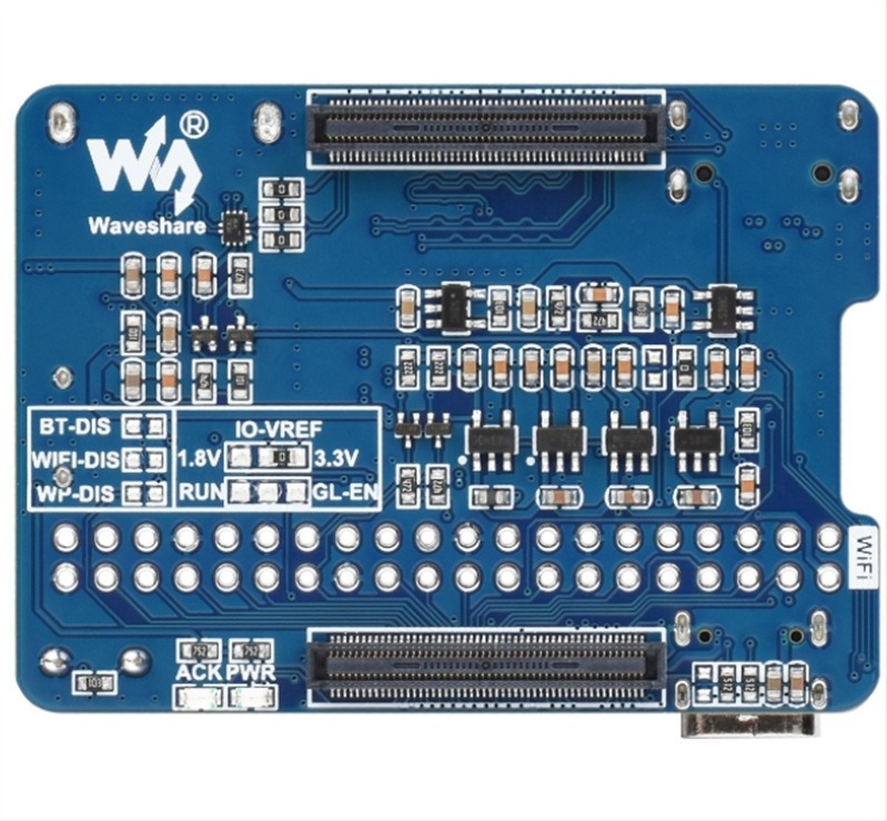 Raspberry Pi CM4 Nano bővítőlap USB-C, USB 2.0 és HDMI funkciókkal, beépített 8 MP-es kamera.