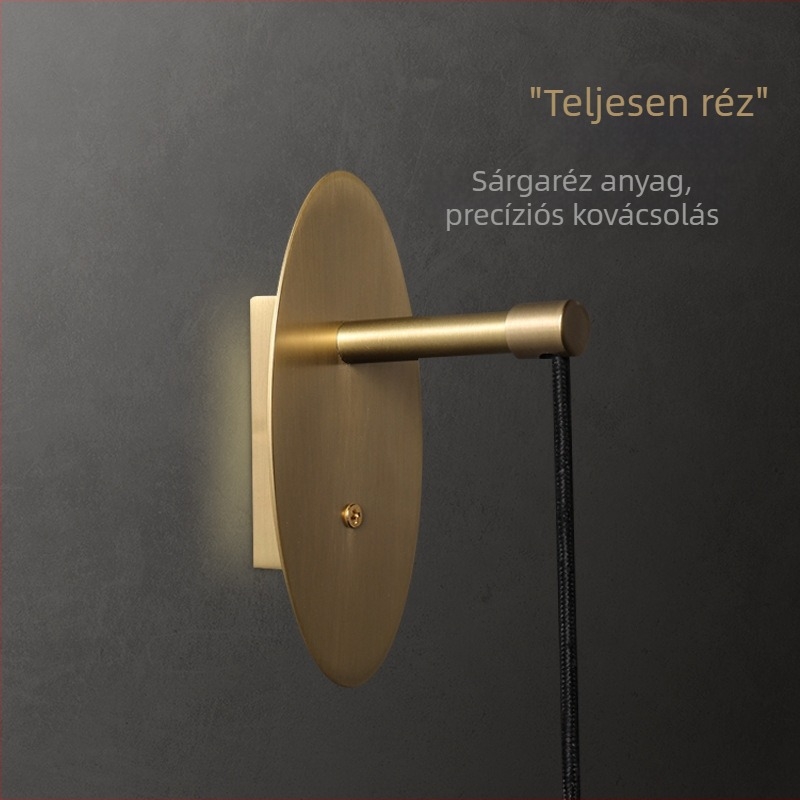 Kristályos falikar teljes réz kivitelben, posztmodern stílus, kristálygömbbel; ideális lépcsőházhoz, hálószobához és nappaliba.