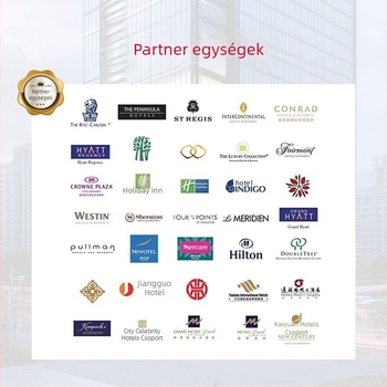 Hotelminőségű négy darabos ágyneműkészlet 100% pamutból, tartalmaz lepedőt, paplanhuzatot és két párnahuzatot, fehér szatén
