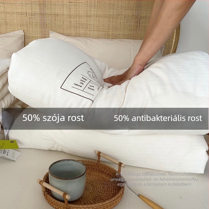 Minden évszakra alkalmas paplan 50% szója rost töltettel és 100% pamut külsővel, dupla ágyhoz