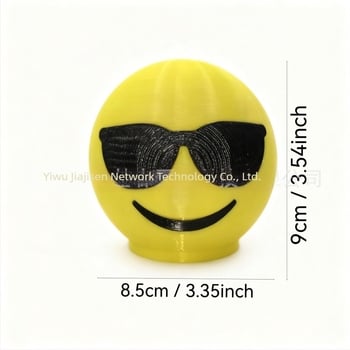 3D nyomtatott dísz trucker sapkára emoji napszemüveggel