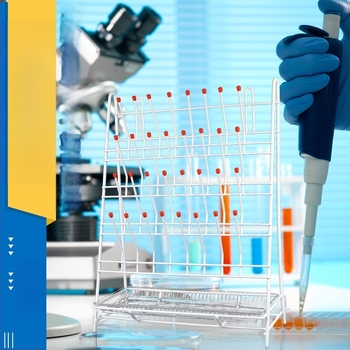 Laboratóriumi üvegkészlet: mérőedény, kolba, volumetrikus kolba, reagensflakon, csepp- és lefolyó- állvány; vas keret porított bevonattal; kapacitás 32/48/55 ml