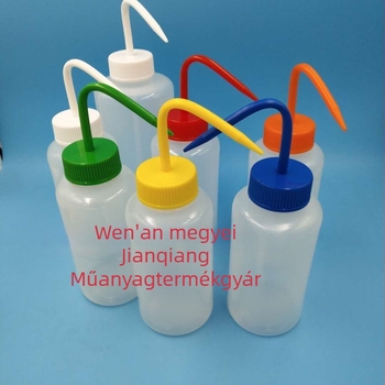 Műanyag permetező palack széles nyakkal, színes fejjel és ferde fúvóval