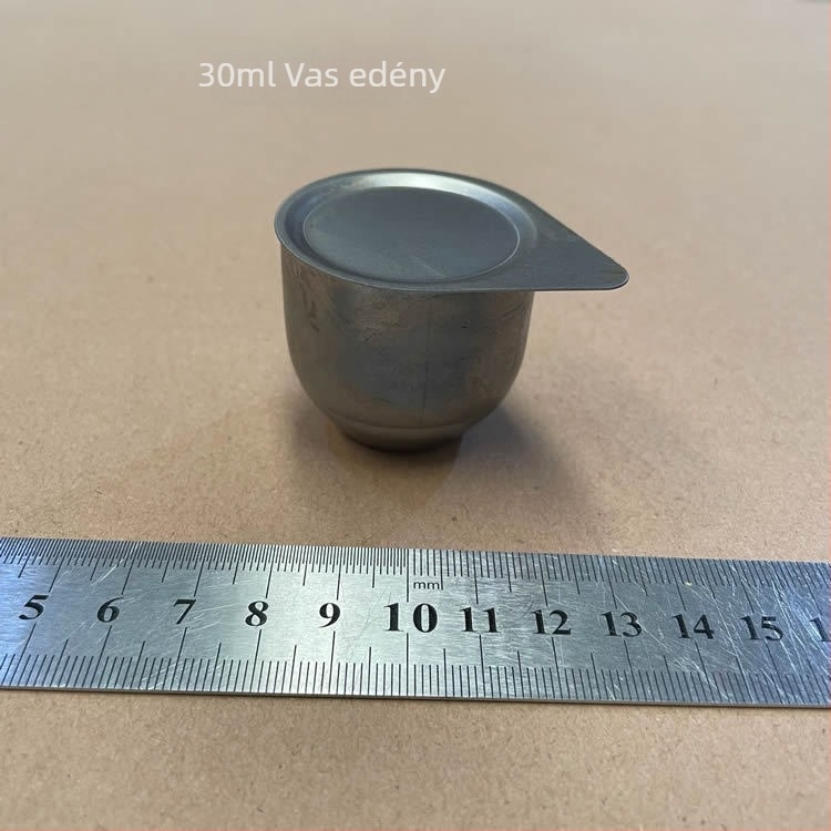 Laboratóriumi nikkel tégely fedéllel, 30 ml és 50 ml