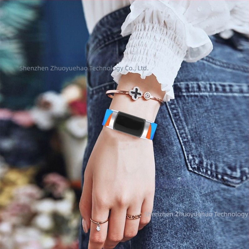 Fitbit Charge6/Charge5-hoz szabott elasztikus nyomtatott állítható óraszíj