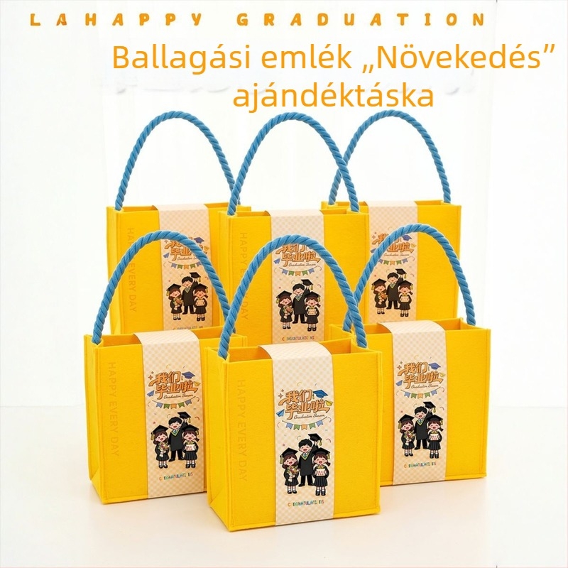 Zöld filcből készült emlék táska, óvodai ballagás emlékére, osztályok közötti megosztásra, méretek kb. 25 cm hosszú x 10 cm széles x 22 cm magas