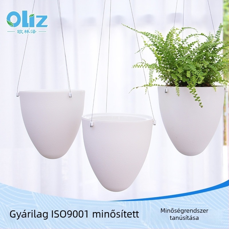 Olinzer tojás alakú műanyag függő virágcserép, 10 cm átmérő, egy darabban öntött, strapabíró.