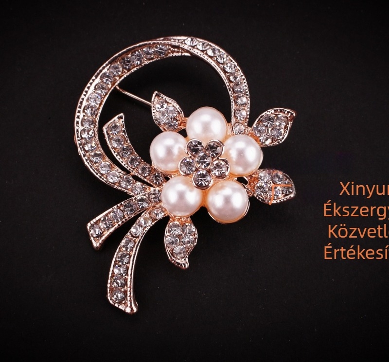 Gyöngy virág kitűző