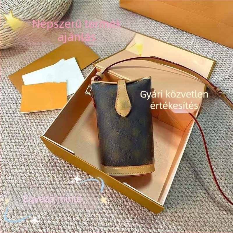Mini női táska monogramos mintával, retro bucket formájú, váll- és crossbody táska