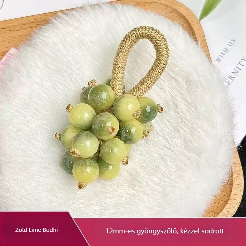 Lila szőlőfürt medál Bodhi fonott kézzel — táska dísz és kulcstartó