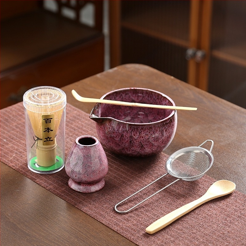 Japán stílusú matcha habverő és teaceremónia eszközök ajándékdobozban