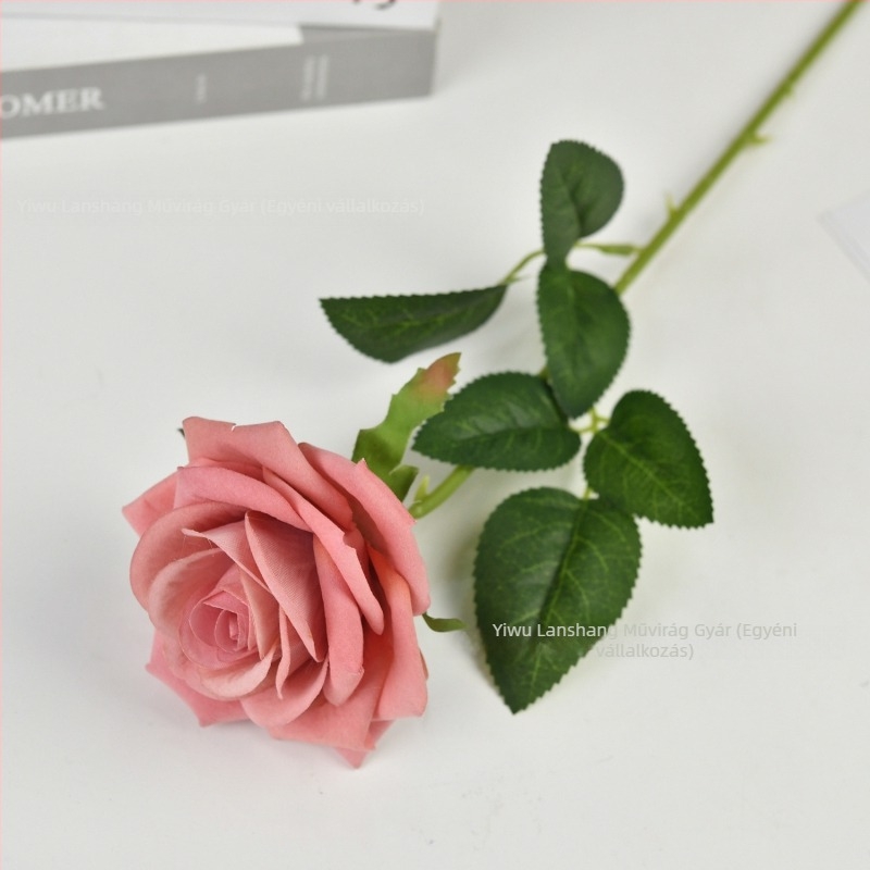 Nagy velúr rózsa - művirág dekoráció a nappaliba és az étkezőasztalra