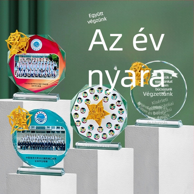Kristály trófea dísz általános- és középiskolás diákoknak, óvodai csoportképek, osztálykirándulások, ballagási időszak