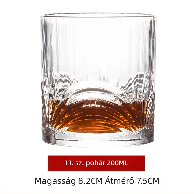 Európai stílusú üvegpohár-készlet: boros pohár, whisky pohár és sörös pohár