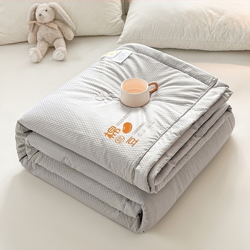 Nyári hűsítő paplan szója rost töltettel, gépi mosás, anyag: kémiai rost, twill szövés, 1.0-1.25 kg, egyszemélyes vagy kétszemélyes ágyhoz