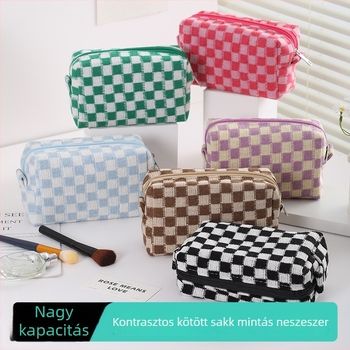 Kockás mintájú kötött kozmetikai táska, puha fonalból, kontrasztos színű, tároló neszesszer a kozmetikumokhoz, hordozható, nagy kapacitású