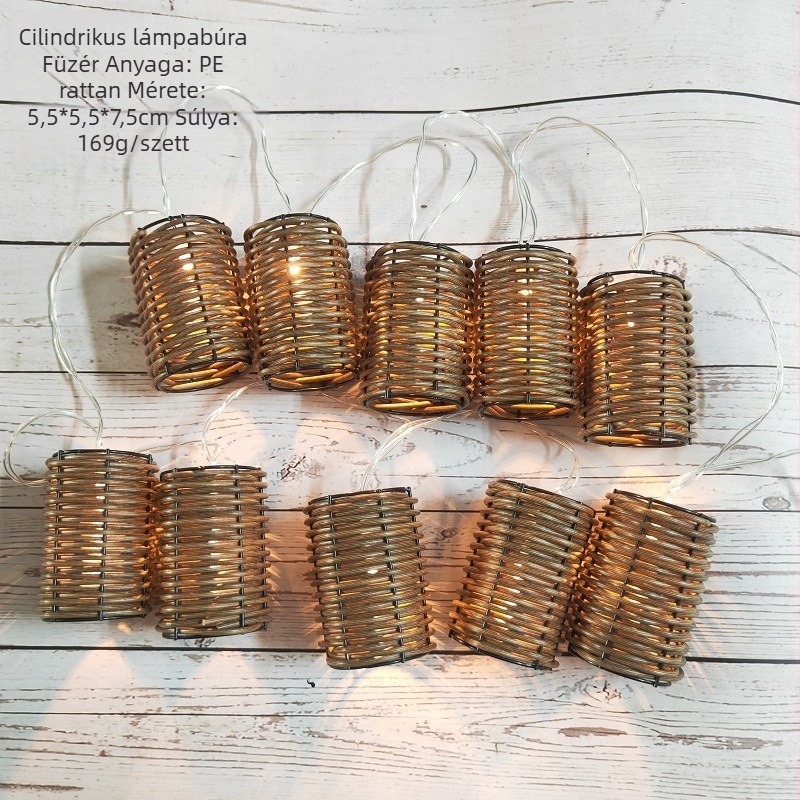 Rattan hengeres lámpabúra világító girlandával és dekoratív gömbökkel, bel- és kültéri használatra