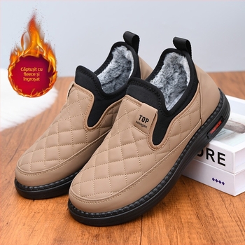 Pantofi de pluș pentru mame 2024 iarna nouă impermeabili casual din bumbac pantofi pentru femei cu talpă moale și alunecă-on calde cizme de zăpadă pentru femei