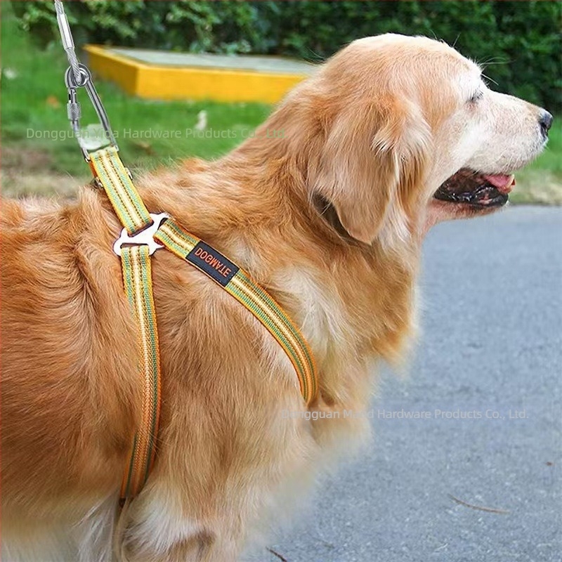 Frânghie de tracțiune pentru animale de companie, acoperită cu cauciuc, cu cataramă de blocare cu piuliță pentru câini, rezistență la mușcături pentru animale de companie în aer liber