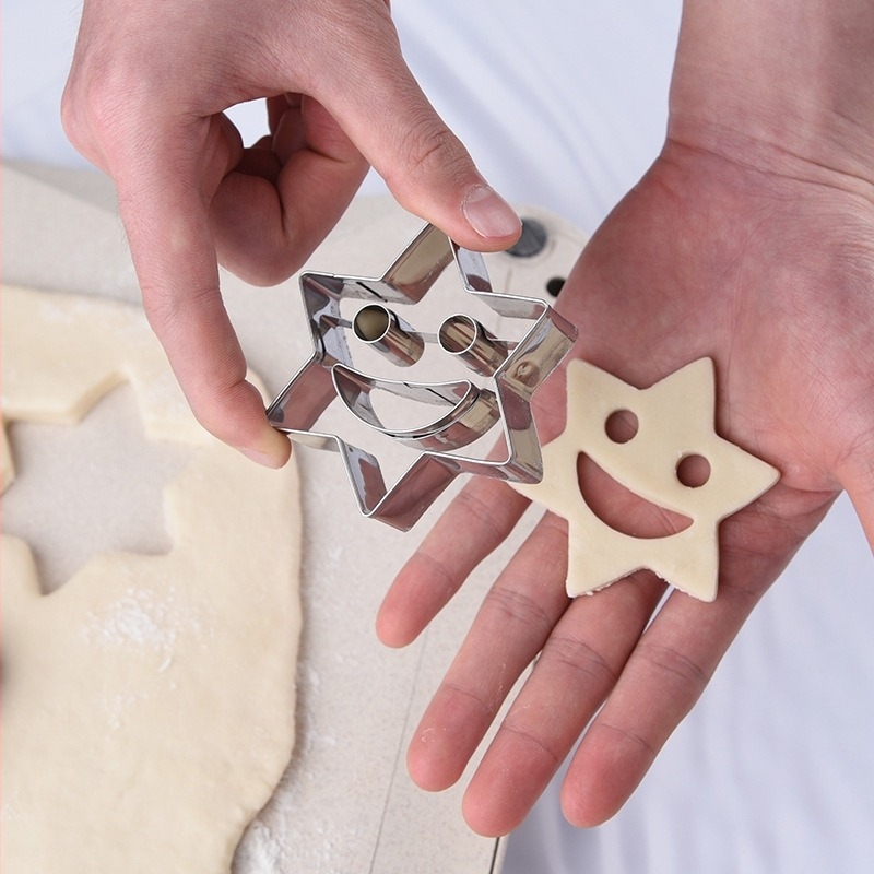 Set de 4 forme de biscuiți din oțel inoxidabil, în stoc, cu formă de față zâmbitoare, forme de fructe, set de instrumente de copt pentru acasă
