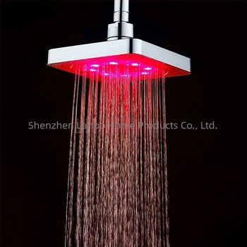 Comerțul electronic transfrontalier este dedicat duzei de duș de 6 inch cu pulverizare superioară cu LED-uri, cu detectare a temperaturii/lumină colorată, care își schimbă culoarea 8020-B1