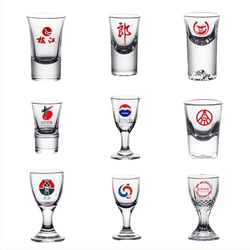 Pahare din sticlă pentru băuturi spirtoase, formă octagonală, picior înalt, set 6–10 bucăți
