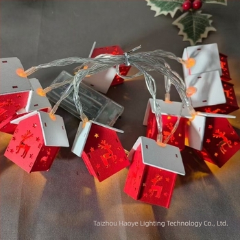 Ziua Îndrăgostiților, Crăciun, sărbătoare, căsuță din lemn, șir de lumini LED, cameră de hotel, dormitor, atmosferă luminoasă, lumini decorative