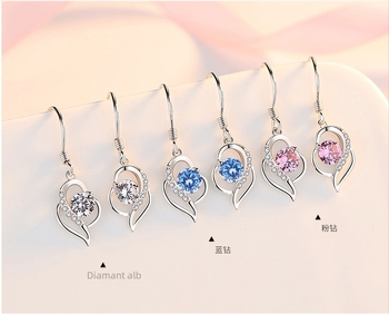 Cercei din argint sterlin în formă de inimă, cercei cu diamante încrustate, temperament la modă, personalitate coreeană, cercei creativi, cadou de ziua de naștere pentru prietena