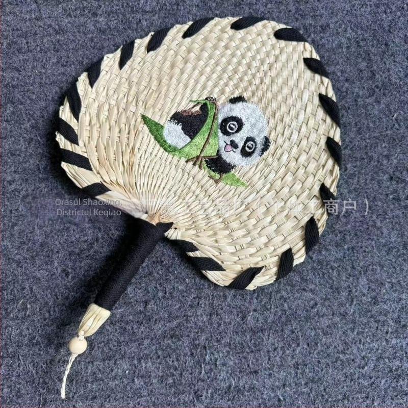 Frunză mare de papură țesută manual, în formă de inimă, zongye, țesută cu iarbă, broderie, frunze de papură, carte roșie mică, se mișcă, sunet, plasă roșie, broderie multicoloră, panda