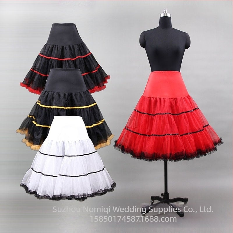 Rochie de mireasă fără os, model balet, model agitat, cu fustă tutu din dantelă și talie înaltă