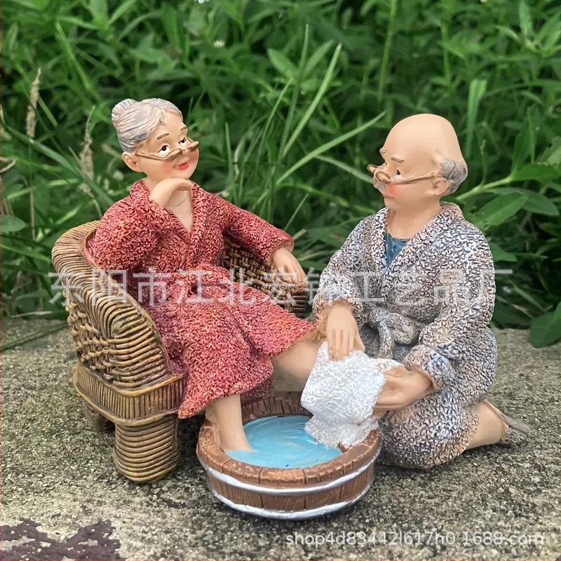 Produs nou transfrontalier, decorare statuie din rășină cu bunic și bunica, ornamente pentru curte, statuie de sărbătoare de Ziua Îndrăgostiților