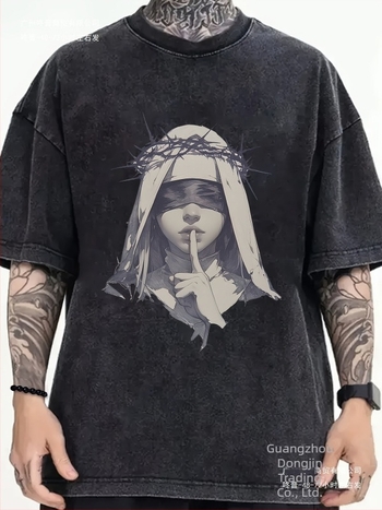 Tricou bărbătesc cu model casual, mânecă scurtă din bumbac pur, imprimeu artistic cu femeie legată la ochi și sârmă ghimpată, croială lejeră, 1 bucată