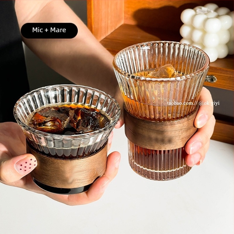 Ceașcă de cafea cu urechi suspendate, ceașcă de latte american cu gheață, ceașcă de apă din sticlă transparentă de uz casnic, ceașcă de ceai anti-opărire, aspect bun