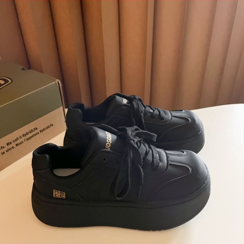 Pantofi cu platformă neagră de înaltă modă cu fuste, pantofi sport retro germani de antrenament pentru femei, toamna 2025, noi și versatile