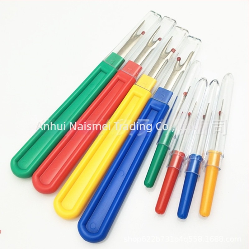 Set de unelte pentru cusut: cuțit pentru detașarea firelor, reîncărcare la temperatură înaltă, foarfece în formă de U, clips plastic pentru margine, bandă de măsurat