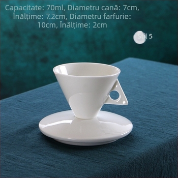 Set de cești de cafea cu farfurioară, porțelan de oase, model cu flori, ambalaj din carton, lansare vara 2021.