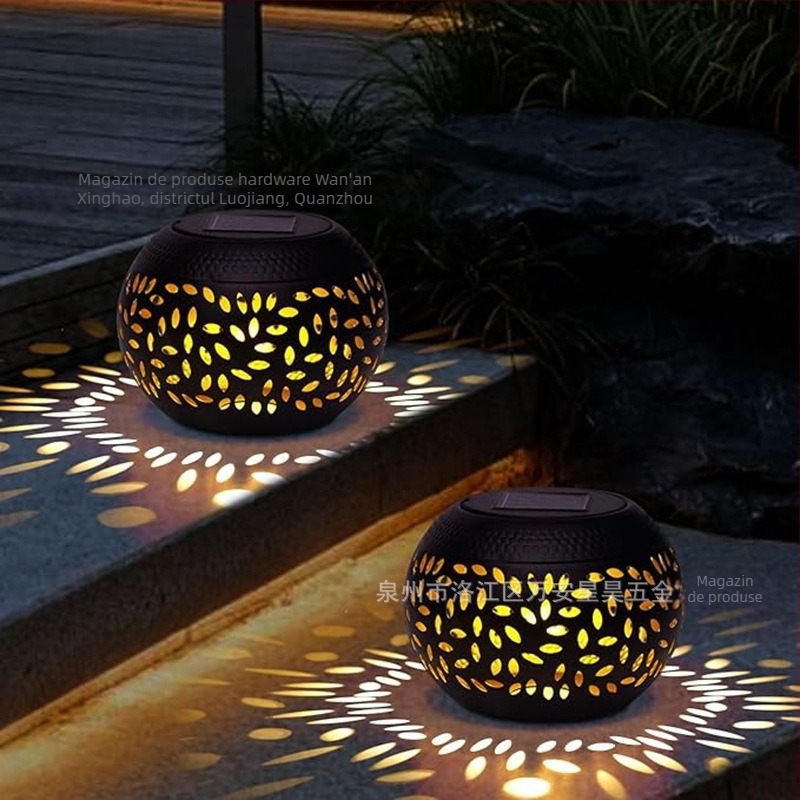 Lumini solare pentru peisaj exterior; material: fier; sursă de lumină: energie solară; protecție IP65; putere: 0,5 W