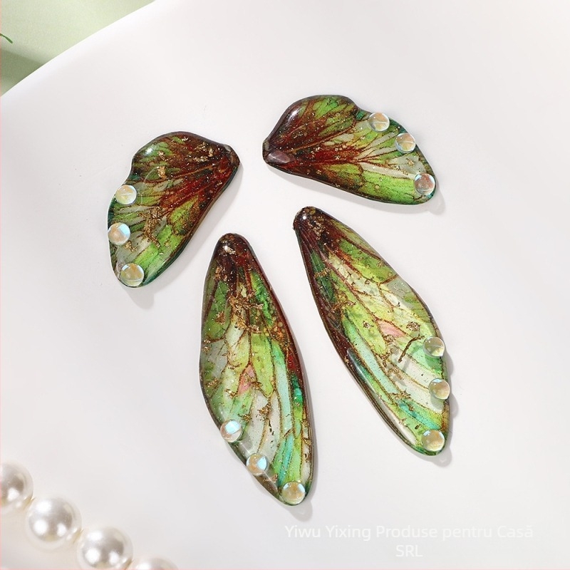 Cercei cu aripi de fluture - rășină epoxidică, model texturat, vară 2024