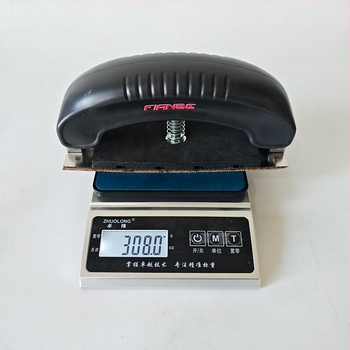 Placă manuală de șlefuit uscat cu arc reglabil – unealtă dreptunghiulară pentru chit auto, din metal și plastic (Material: Metal și Plastic; Elastic; Arc reglabil; Dreptunghiular; Șlefuire uscată)