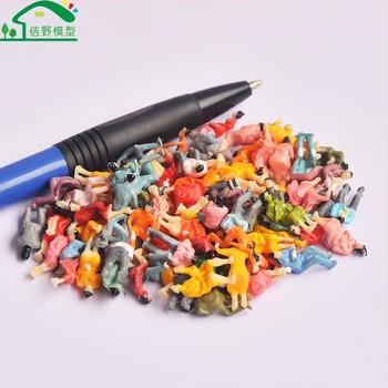 Mini model de personaj • material plastic • model static • pungă din plasă • personalizare prin probă