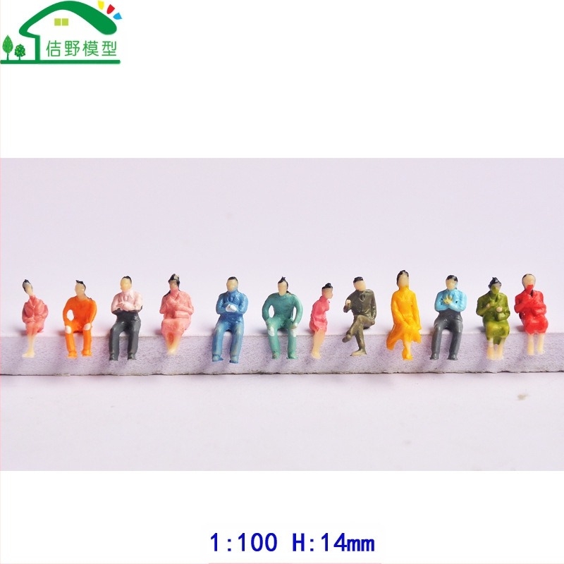 Mini model de personaj • material plastic • model static • pungă din plasă • personalizare prin probă