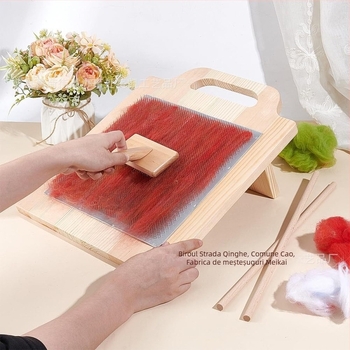 Set din lemn pentru fibre de lână, pentru amestecarea nuanțelor, filarea și pieptănarea — accesorii pentru mașina de cusut; stil creativ, minimalist; personalizabil.