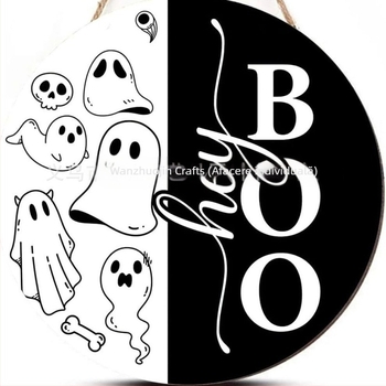 Semn din lemn pentru Halloween cu dovleac atârnat și decor cu fantomă și craniu