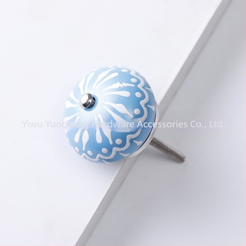 Yunchang mâner ceramic circular pentru dulapuri și sertare — stil modern minimalist, lux ușor; material ceramic; tratament de suprafață electroplatinare; marcă Yunchang Hardware.