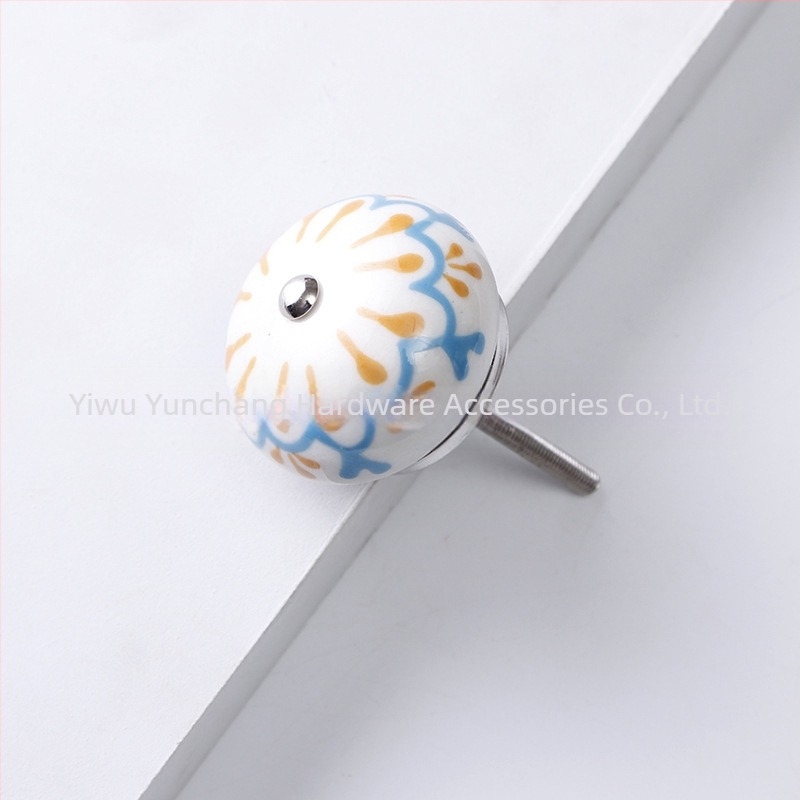 Yunchang mâner ceramic circular pentru dulapuri și sertare — stil modern minimalist, lux ușor; material ceramic; tratament de suprafață electroplatinare; marcă Yunchang Hardware.