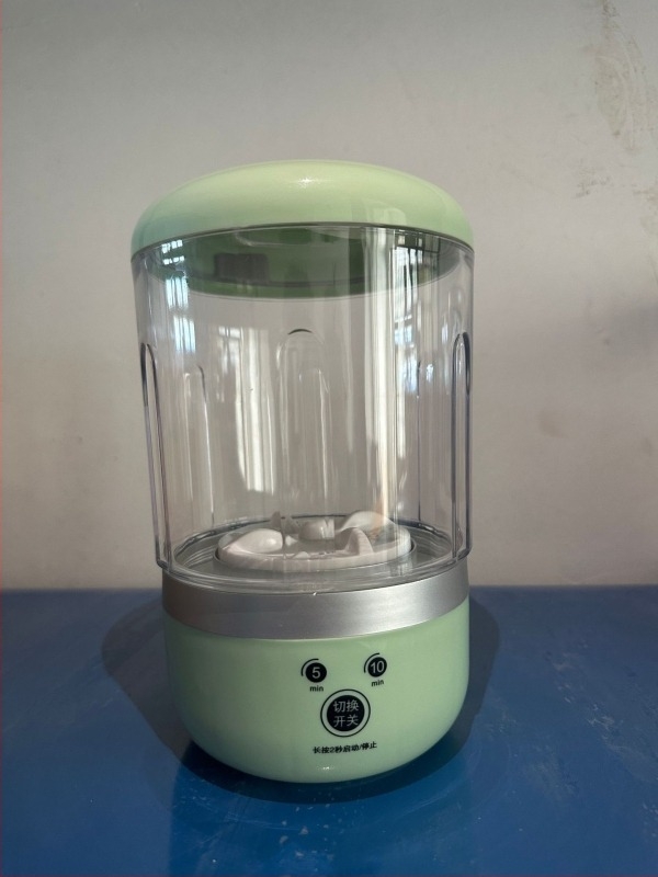 Mașină de spălat mini pentru lenjerie intimă – alimentare USB, 7.4V, 450 RPM, sub 2 ore, funcționare mecanică