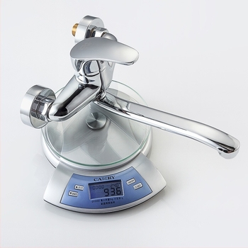 Robinet amestec montat pe perete pentru chiuveta de baie (apă caldă și rece) — corp din cupru, diametrul scaunului valvei 32 mm, 0–90°C, intrare/ieșire 0.25"