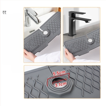 Placă din silicon pentru stropi de la robinet, tăiată cu pantă pentru drenaj în chiuvetă — formă neregulată, stil modern minimalist
