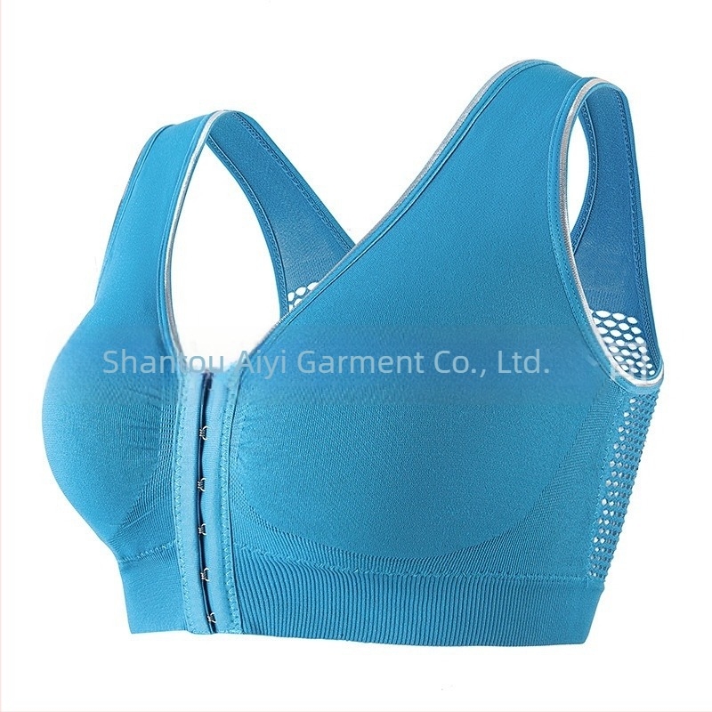 Sutien fără arc, cu închidere frontală, spate decupat, respirabil și confortabil; cupă 3/4 cu burete; material principal: nylon cu 50–70% elastan; căptușeală elastan 30–50%