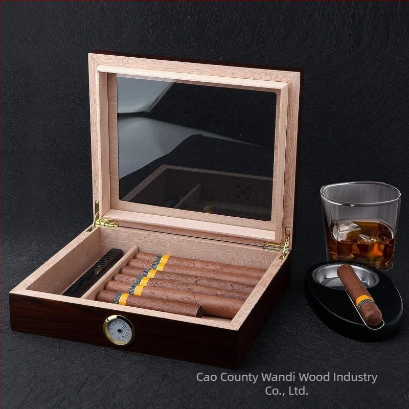 Cutie din lemn pentru trabucuri, cu gravură și logo personalizabil